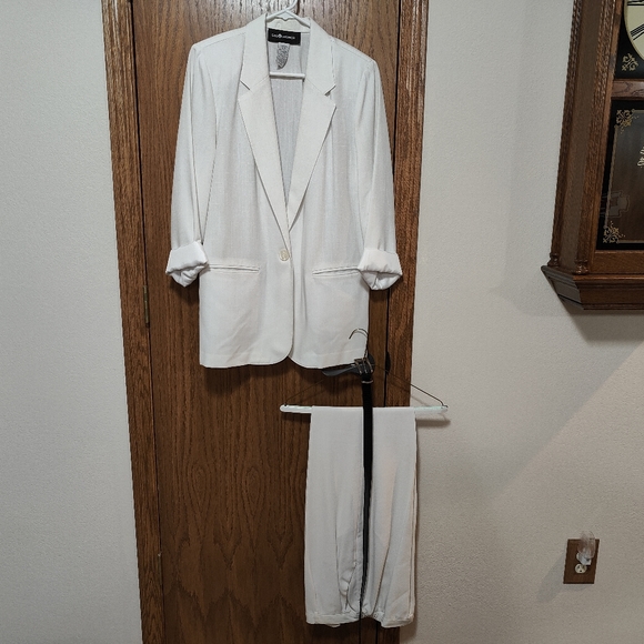 Pants - Women's Sag Harbor Pant Suit, Size 12, White